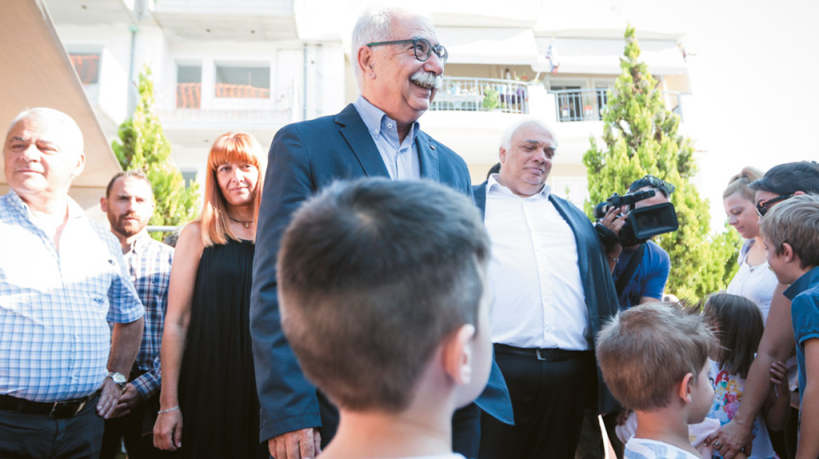 Πειράματα Γαβρόγλου: Υποχρεωτικά τα 4χρονα σε... ανύπαρκτα νηπιαγωγεία