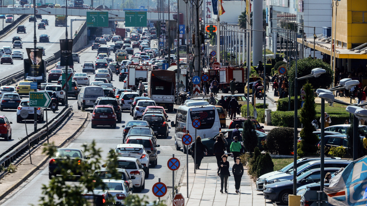 Μποτιλιαρίσματα σε Κηφισό και Κηφισίας - Δείτε πού υπάρχει αυξημένη κίνηση