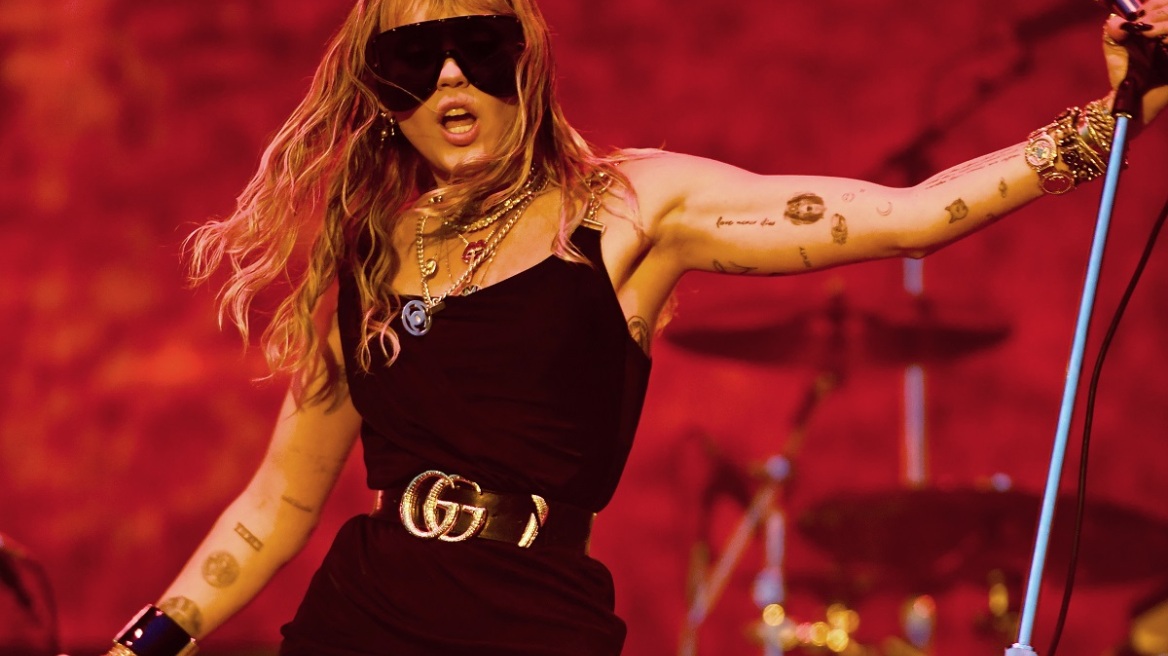 H Miley Cyrus κυκλοφορεί τα δικά της προφυλακτικά