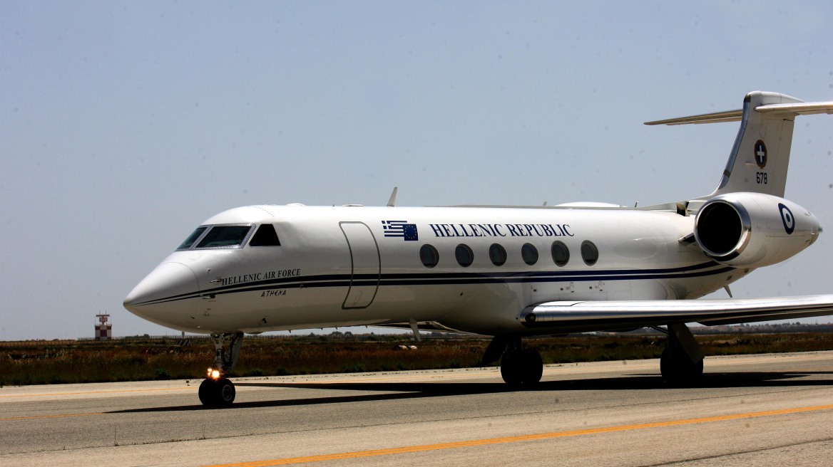 Νέο θέατρο: Πριν τις εκλογές ο Τσίπρας βρήκε ώρες στο κυβερνητικό αεροσκάφος για να πάνε αθλητές στο Μινσκ