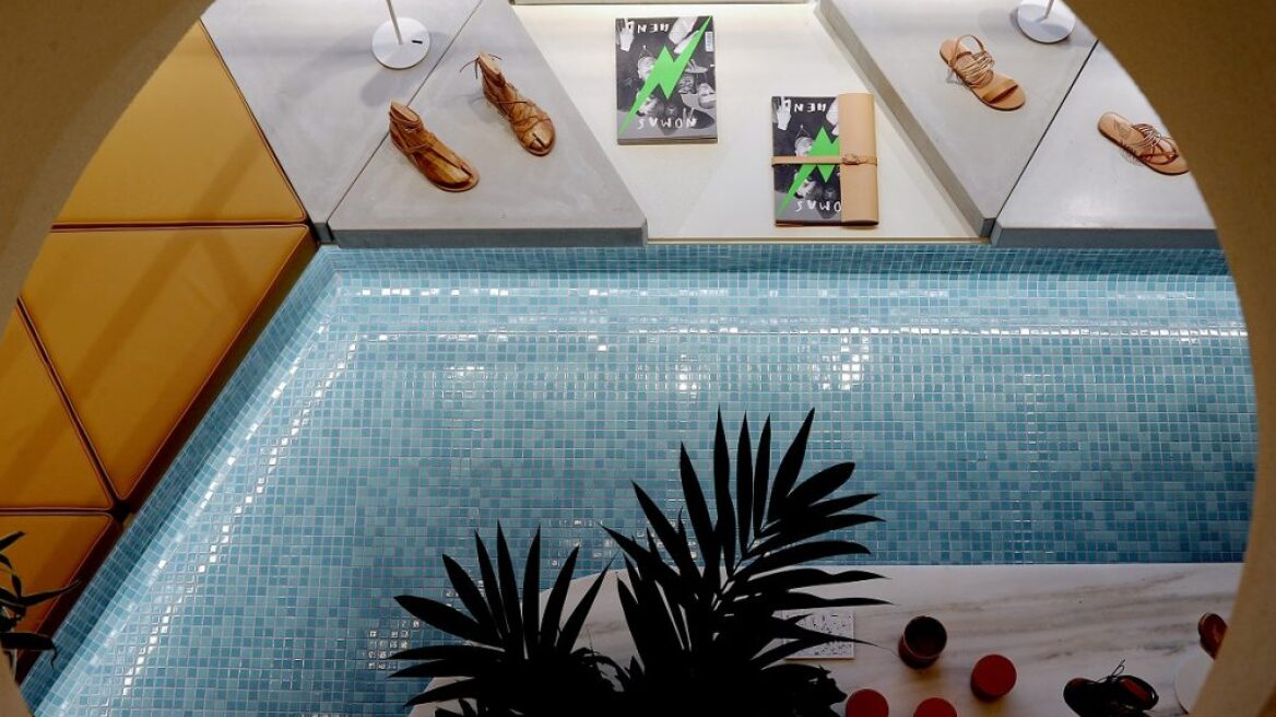 Tα Ancient Greek Sandals εγκαινιάζουν το πρώτο τους κατάστημα στην Αθήνα 