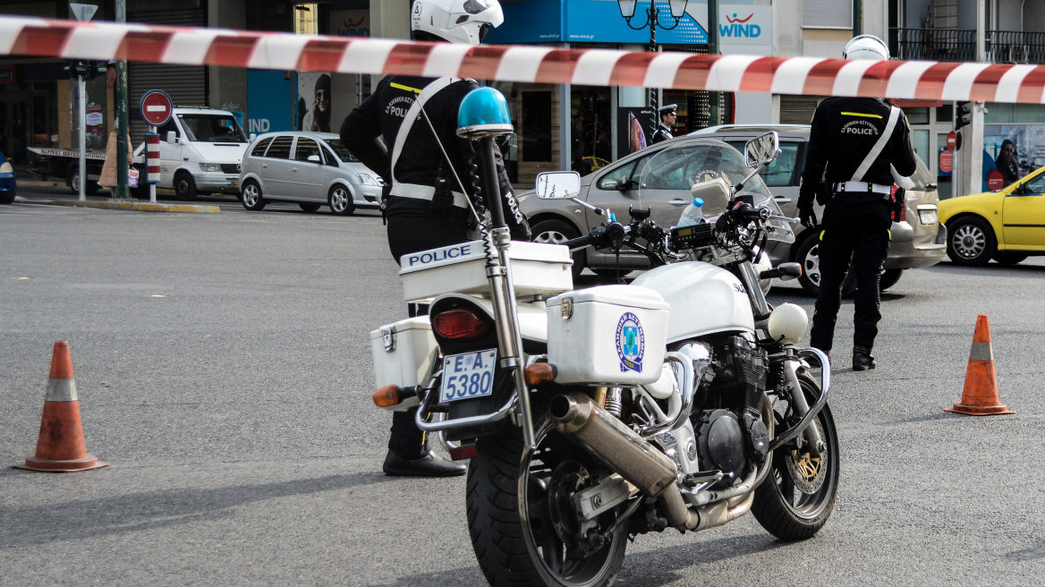 Ληστής άρπαξε €7.000 από ιδιοκτήτη βενζινάδικου στη Δάφνη Ευβοίας