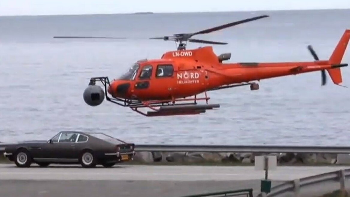 Video: O James Bond επιστρέφει στα παλιά του αυτοκίνητα...