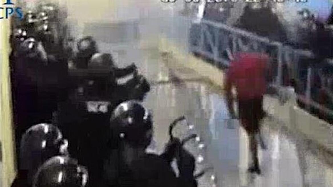 Χάος σε φυλακή στη Βρετανία από έναν κρατούμενο: Χρειάστηκαν 100 αστυνομικοί για να τον σταματήσουν 