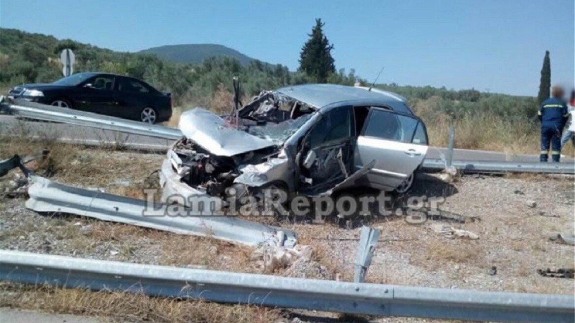 Στηθαία του ’80 στο σοκαριστικό δυστύχημα της Αταλάντης!