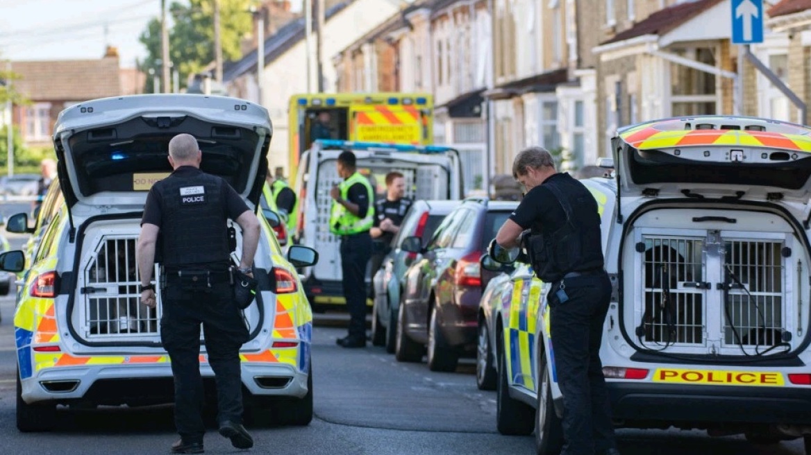 Μια νεκρή και δυο τραυματίες από πυροβολισμούς σε σπίτι στο Πιτέρμπορο