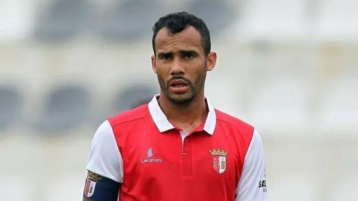 «Κούρσα» στον Ολυμπιακό για δύο στη θέση του Νάτχο