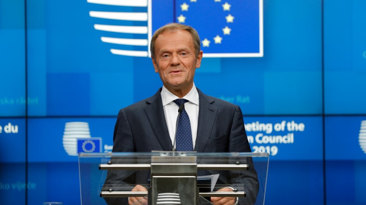 Τουσκ: Ανυπομονώ να υποδεχτώ τον Μητσοτάκη στο Ευρωπαϊκό Συμβούλιο