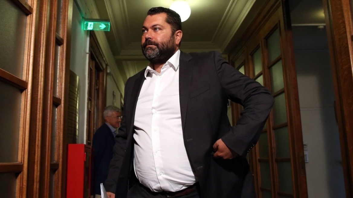 Στο εδώλιο σήμερα ο Κρέτσος για τις τηλεοπτικές άδειες επί ΣΥΡΙΖΑ – ΑΝΕΛ