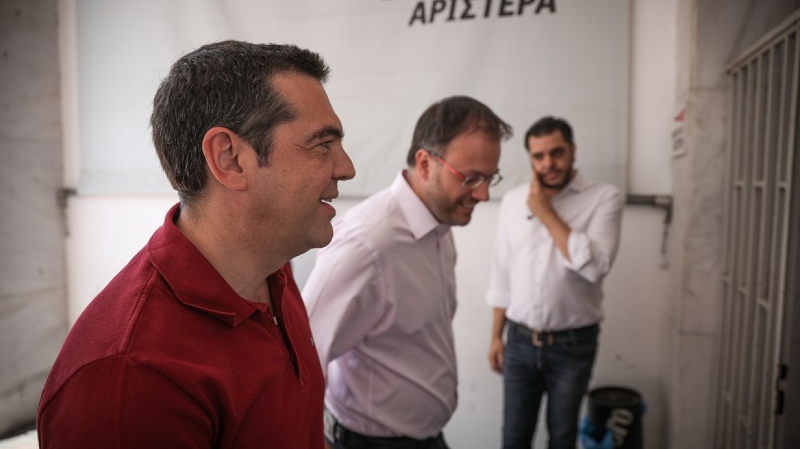 Στα γραφεία της ΔΗΜΑΡ ο Τσίπρας για τη συνεδρίαση του ΣΥΡΙΖΑ - Προοδευτικής Συμμαχίας