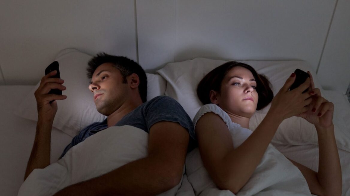 Μία ώρα έκθεσης σ’ αυτό το φως ανοίγει την όρεξη για γλυκό