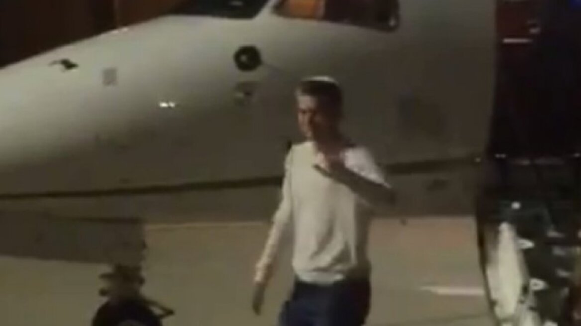 Στο Τορίνο ο Ντε Λιχτ για να υπογράψει στη Γιουβέντους 