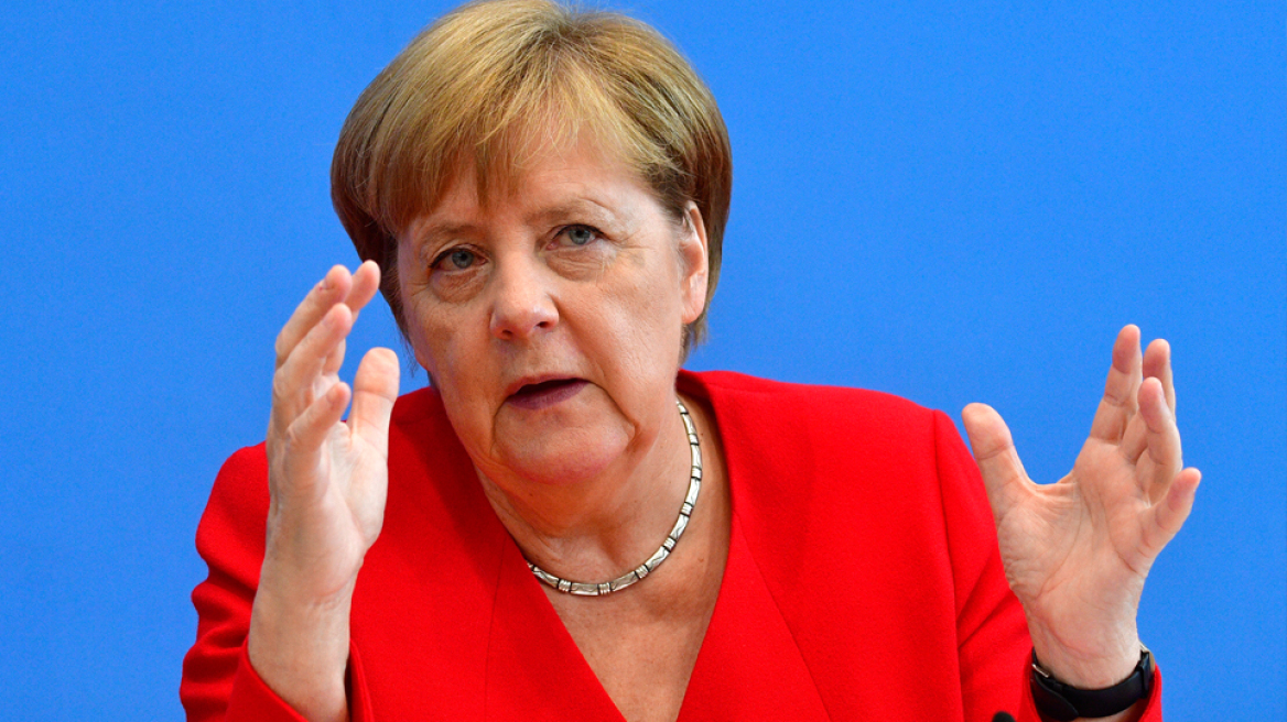 H Μέρκελ απαντά για το θέμα της υγείας της: «Μπορώ να εκτελώ κανονικά τα καθήκοντά μου»