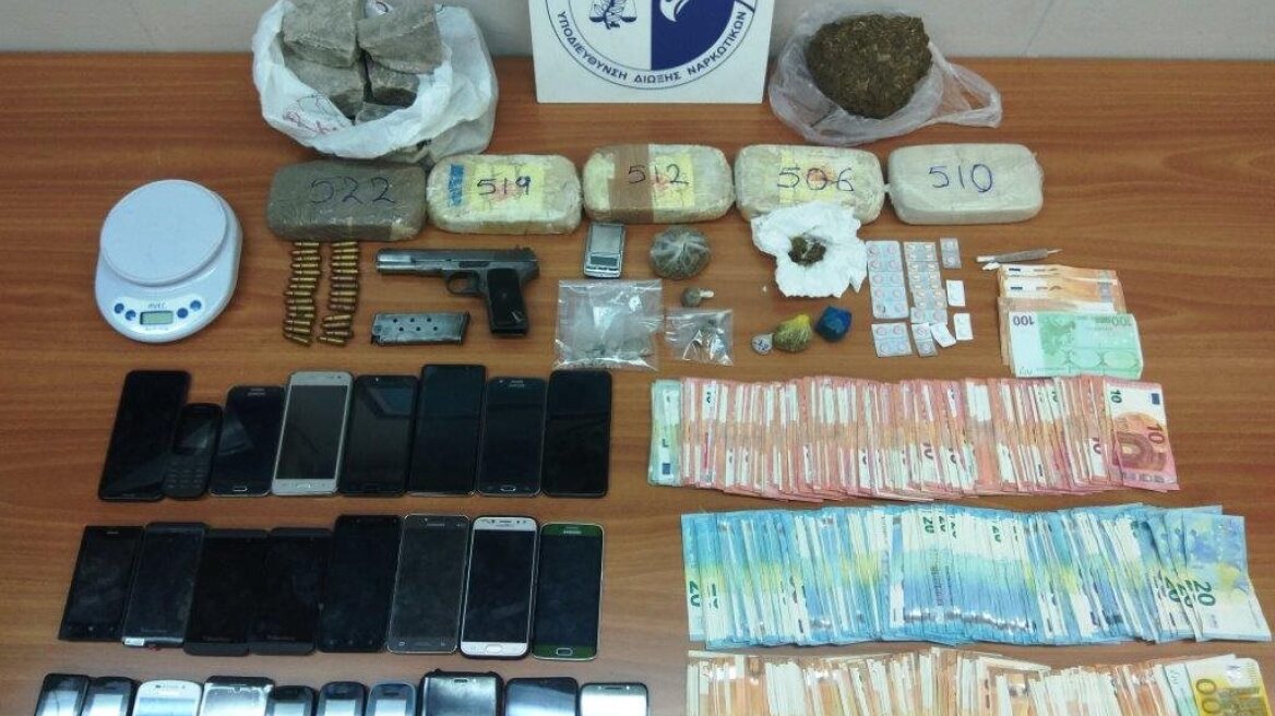 Εξαρθρώθηκε κύκλωμα που διακινούσε ναρκωτικά στην Αττική