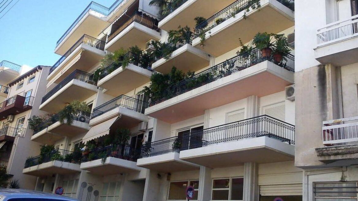 Πόσο μειώνεται ο ΕΝΦΙΑ στην Αθήνα και σε διάφορες περιοχές της χώρας - Αναλυτικά παραδείγματα