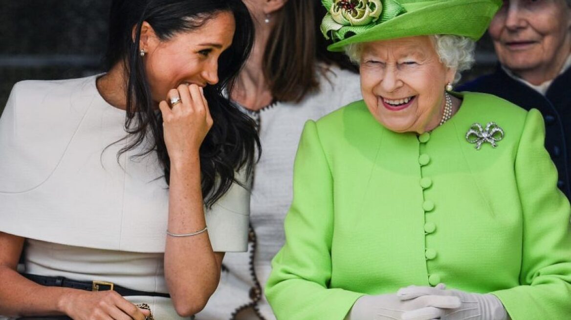 Έτσι επιλέγει η βασίλισσα Ελισάβετ τι θα φορέσει κάθε πρωί 