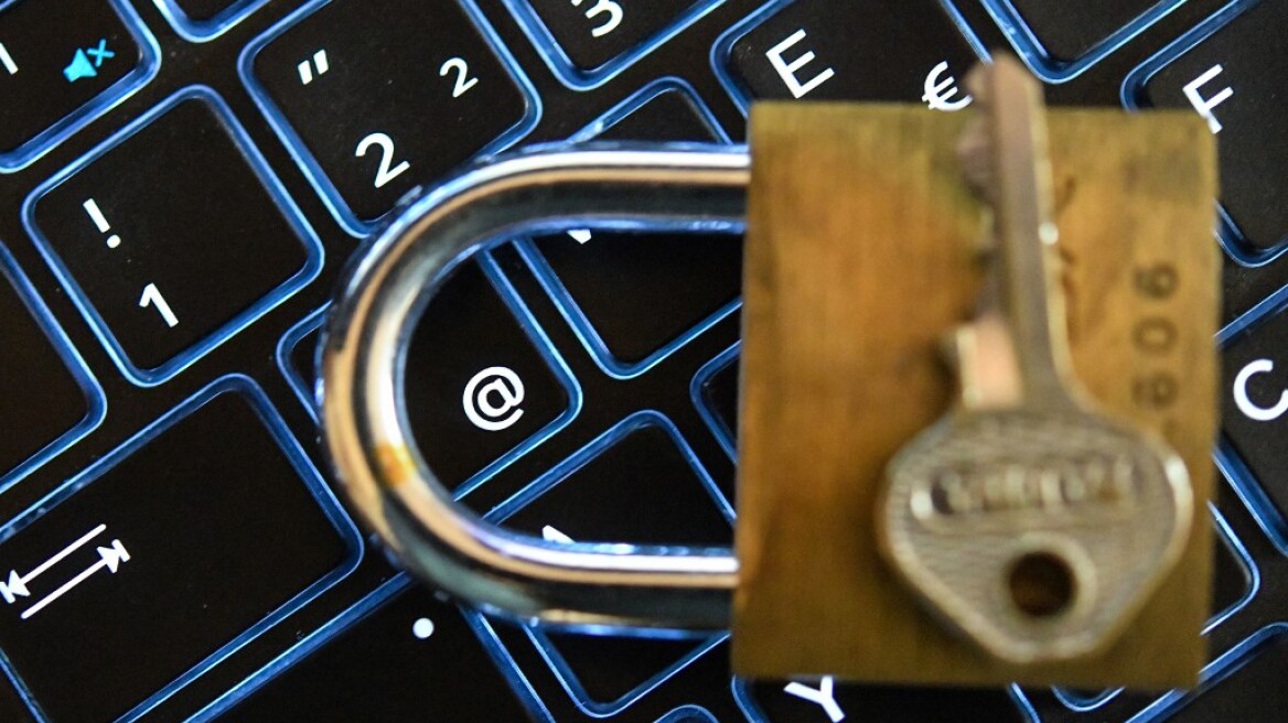 Προειδοποίηση της Κομισιόν προς την Ελλάδα για την εφαρμογή του GDPR