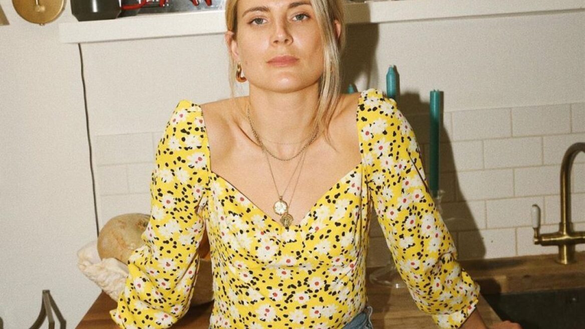 Αυτή είναι η αγαπημένη τσάντα θαλάσσης του fashion crowd