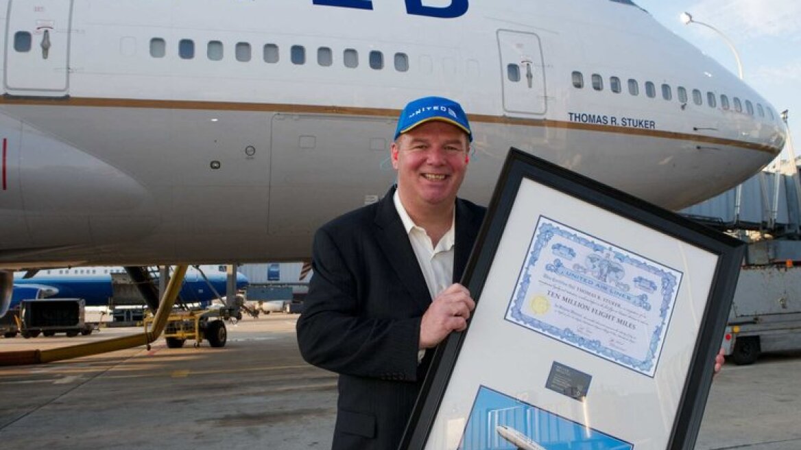 Ο άνδρας με τις περισσότερες πτήσεις στον κόσμο