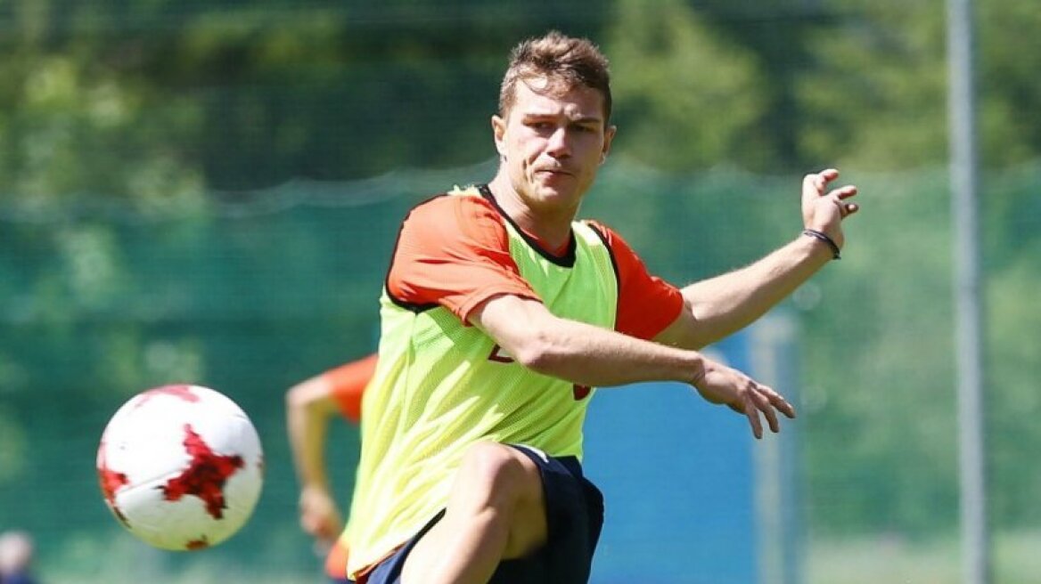 H Μαρσέιγ κρατά στην λίστα της τον Λεονάρντο Κούτρη