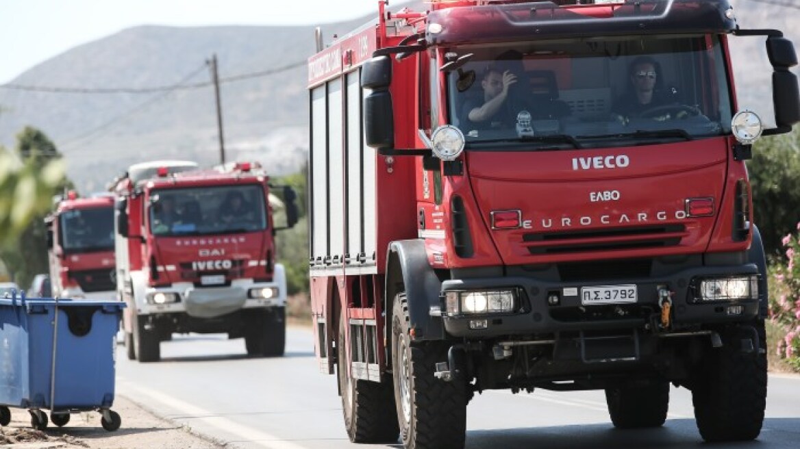 Έσβησε η φωτιά κοντά στα Leroy Merlin στην Πειραιώς