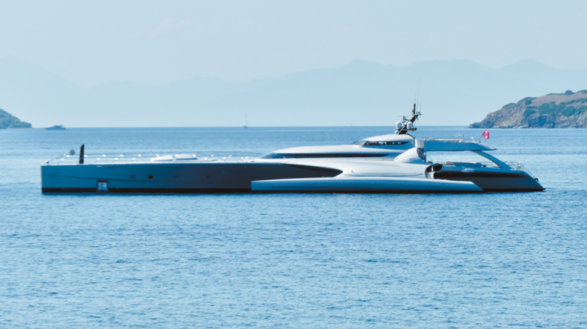 Σκιάθος: Πασαρέλα για dream yachts 