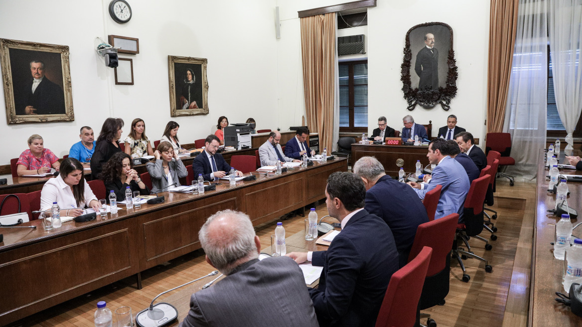 Βουλή: Για παιχνίδι καθυστερήσεων υπέρ της Θάνου κατηγορεί τον ΣΥΡΙΖΑ η ΝΔ