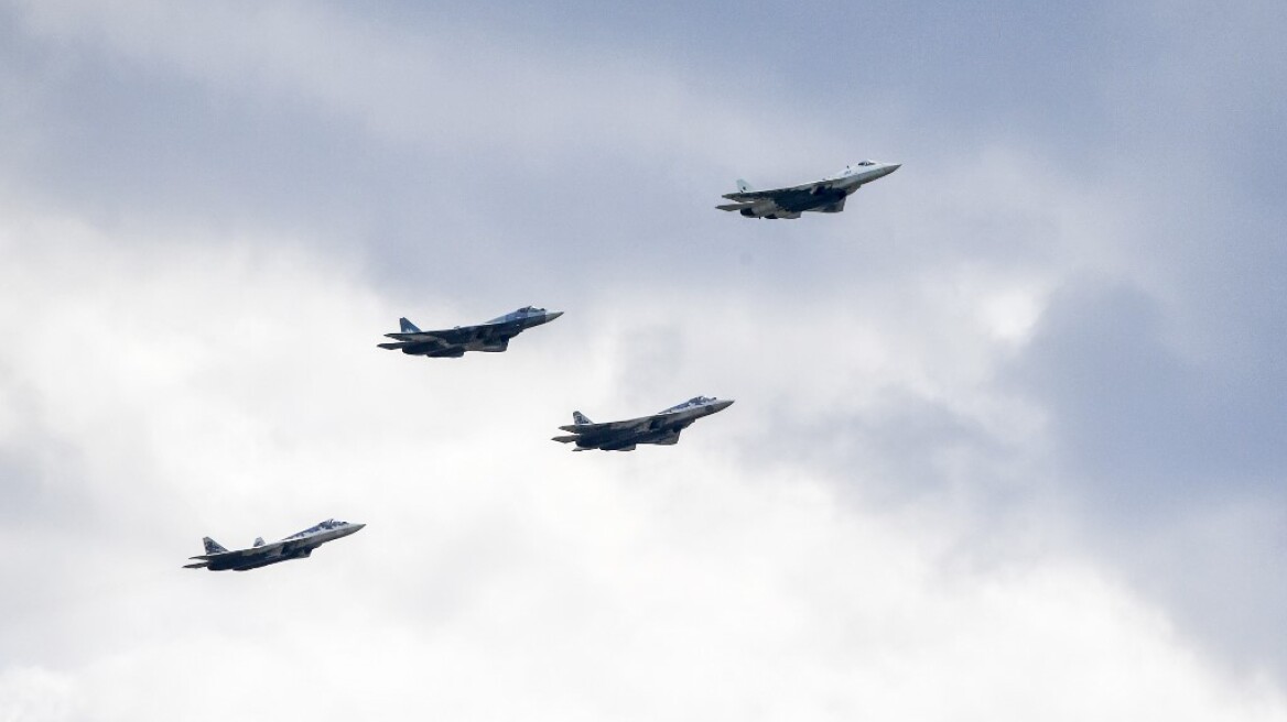 Ρωσία: Εντοπίστηκαν νεκροί οι πιλότοι του μαχητικού που συνετρίβη την Τρίτη