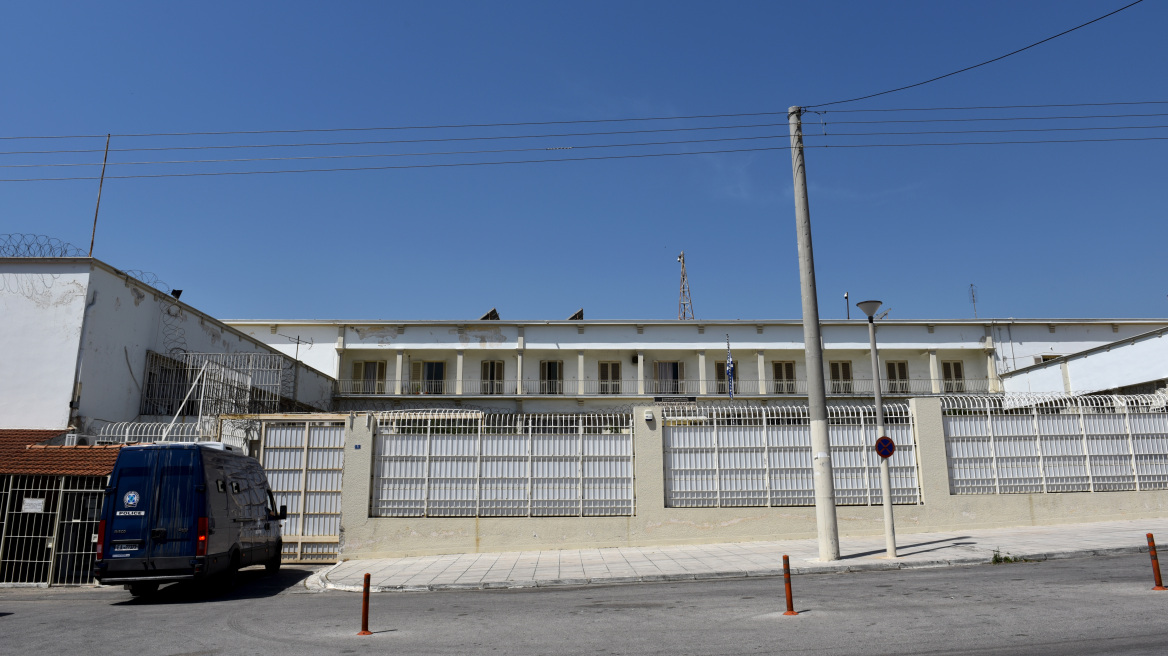 Υποχρεωτική προφυλάκιση σε υπότροπους εγκληματίες