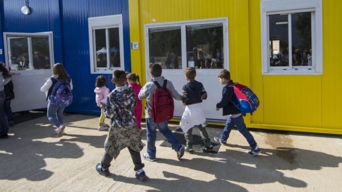 Πόσο θα κοστίσει η σχολική τσάντα; Τι πρέπει να προσέχουν οι γονείς