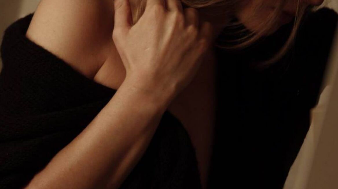 Αυτό το απρόσμενο χαρακτηριστικό μιας γυναίκας ανάβει ερωτικά τους άνδρες