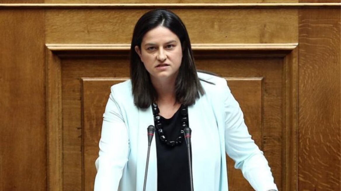 Κεραμέως για τις επιδόσεις των μαθητών: Πολύ ανησυχητικά στοιχεία