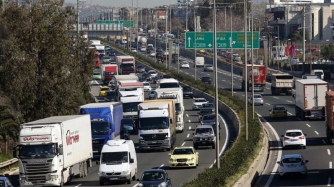 LIVE η κίνηση στους δρόμους - Αποφύγετε δυσάρεστες... εκπλήξεις