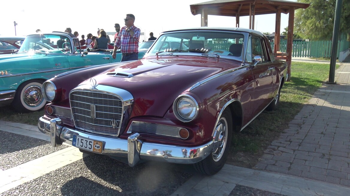 Alimos Classic Car Sunday: Υπερθέαμα σε τέσσερις τροχούς