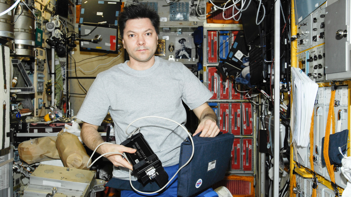 Να οπλοφορούν οι Ρώσοι κοσμοναύτες κατά την επιστροφή τους στη Γη, προτείνει ένας από αυτούς