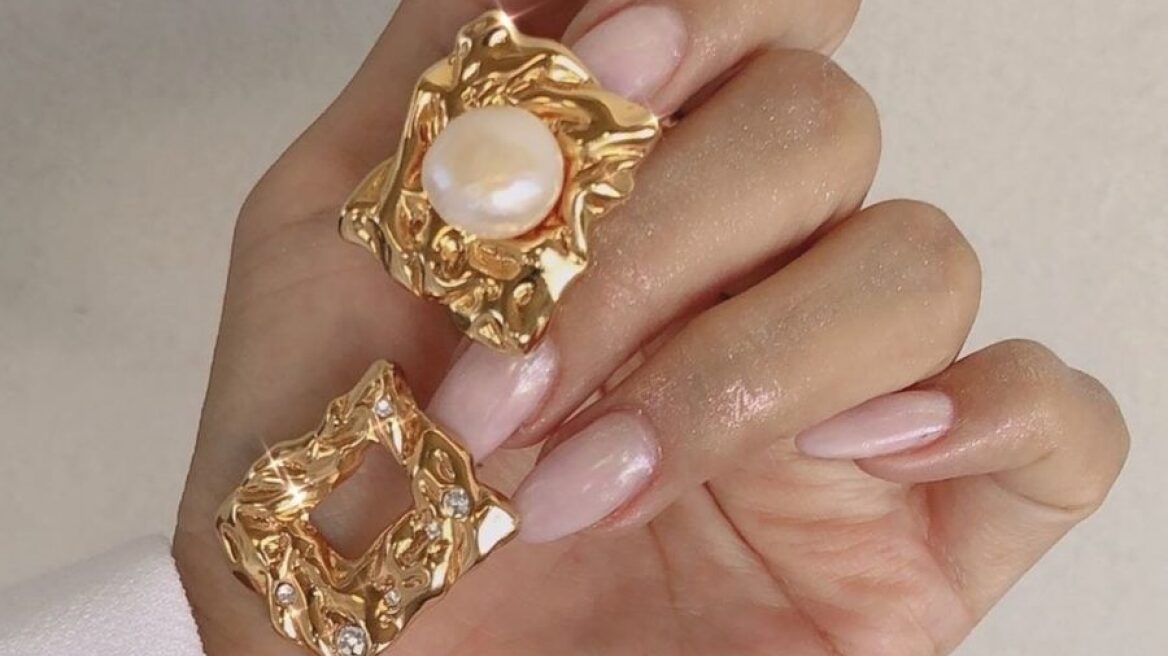 Cuticle Shadow: Η νέα τάση στο μανικιούρ του φθινοπώρου 