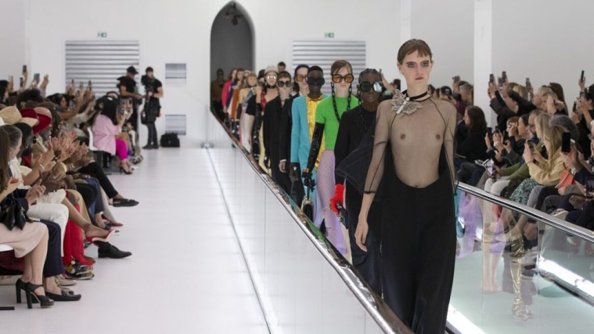 Η αμφιλεγόμενη δήλωση στo σόου Gucci διχάζει τους οπαδούς του  