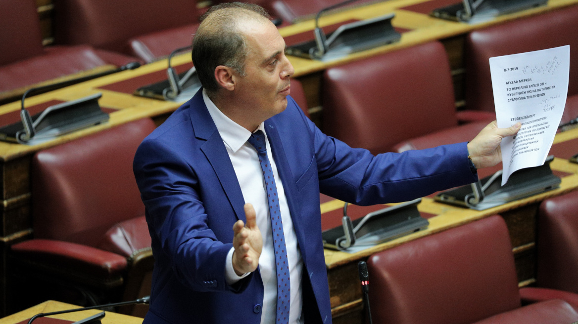 Politico για Βελόπουλο: Ο πωλητής telemarketing έγινε το κακό παιδί της ακροδεξιάς