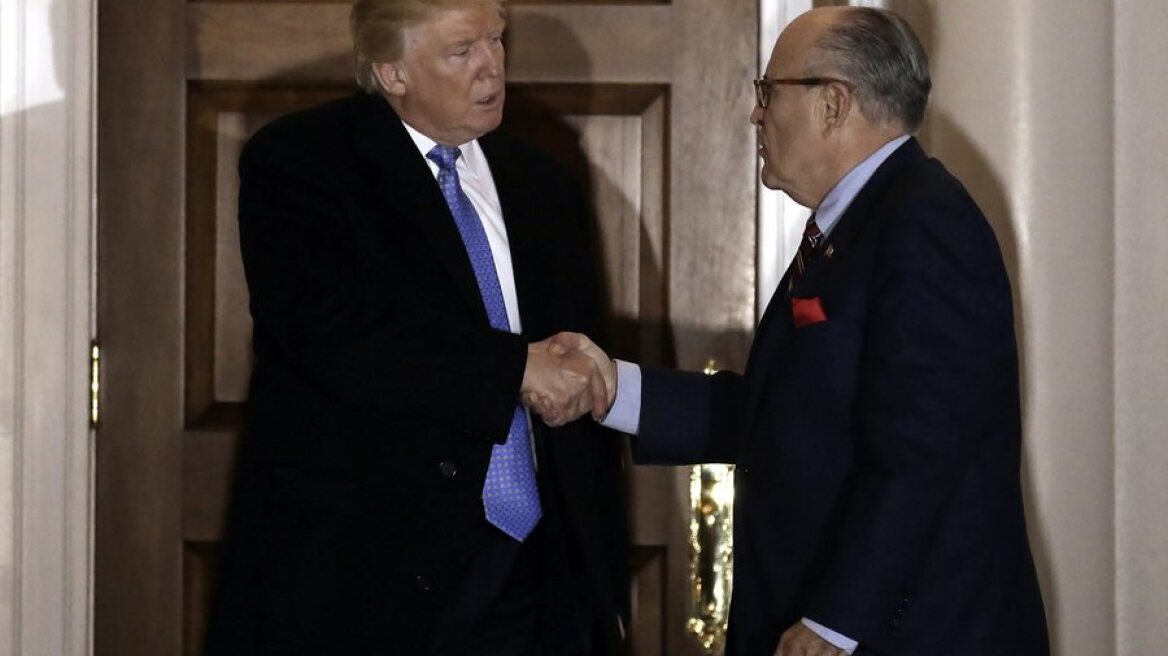 ΗΠΑ - Ουκρανικό: Πρώην εισαγγελέας του Κιέβου λέει ότι μίλησε δέκα φορές με τον Τζουλιάνι