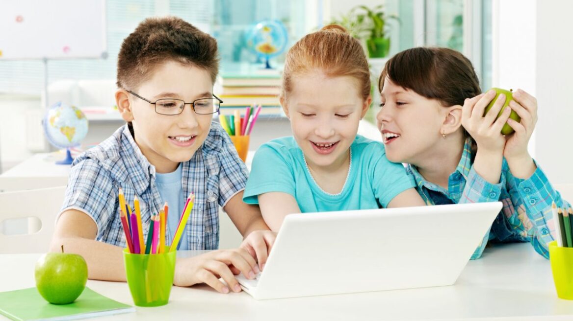 Να τι πρέπει να κάνετε για να πάρουν τα παιδιά καλούς βαθμούς στο σχολείο