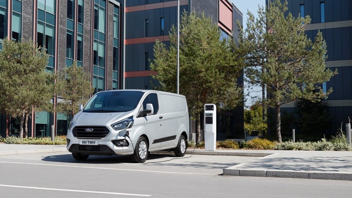 Τα πάντα για το υβριδικό Ford Transit