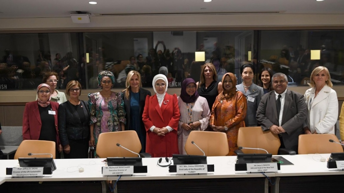 H συνάντηση της Μαρέβας Μητσοτάκη με την Εμινέ Ερντογάν