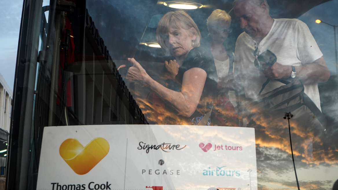 Χρεοκοπία Thomas Cook: Άμεσα ανοίγματα έως €230 εκατ. για τις ελληνικές επιχειρήσεις