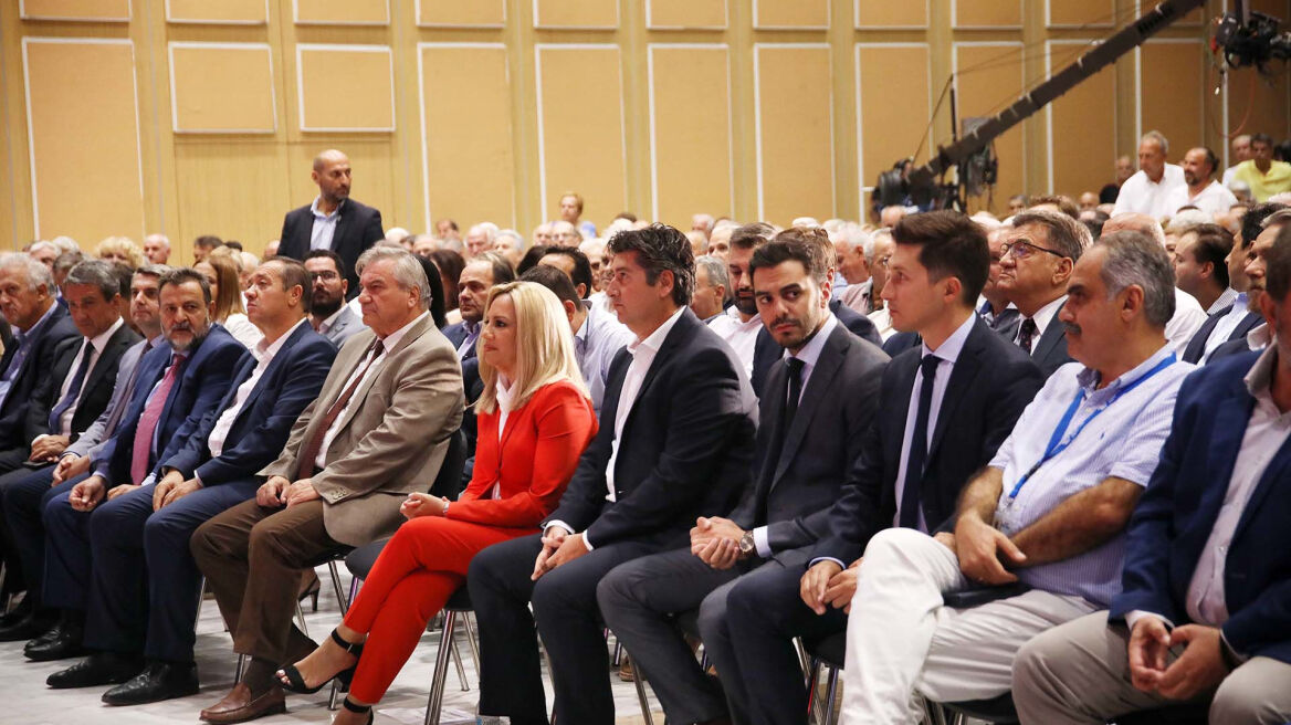 Κίνημα Αλλαγής: Εγγραφή μελών και οικονομική εξόρμηση