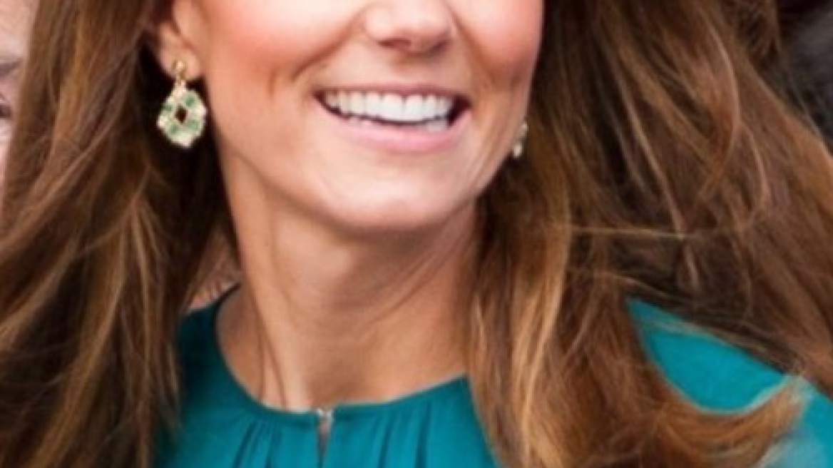 Tα σκουλαρίκια της Kate Middleton είναι από ένα πακιστανικό brand και κοστίζουν 6 ευρώ
