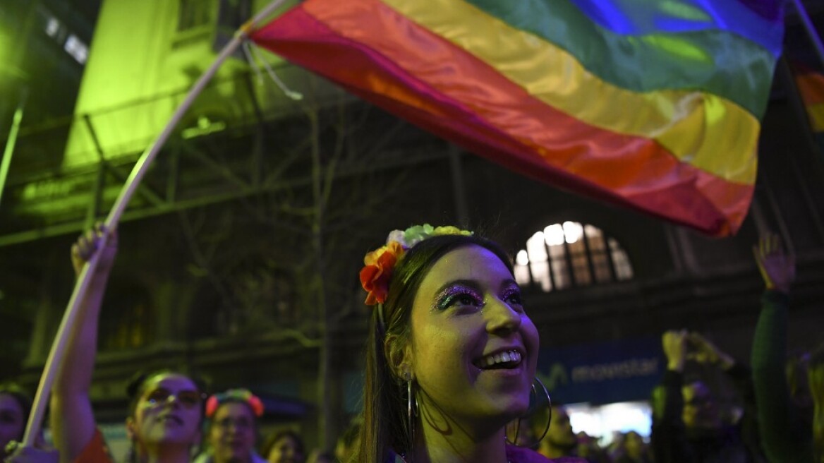 Μόσχα: Δικαστικό μπλόκο σε ομάδες ΛΟΑΤΚΙ στο ρωσικό «Facebook»