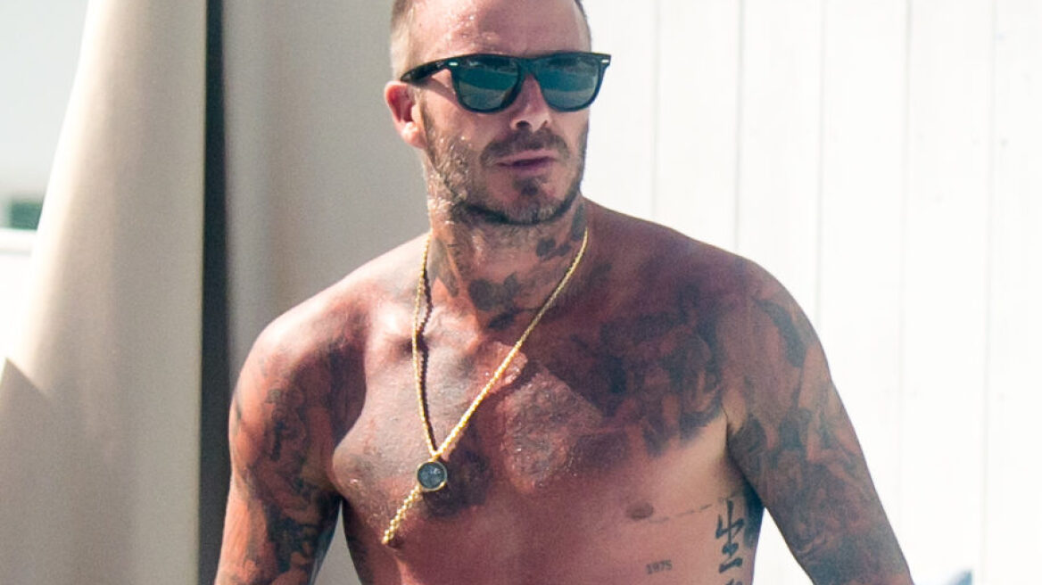 Ο Ντέιβιντ Μπέκαμ και ο μεγάλος του γιος, γυμνοί, σε παγωμένα νερά