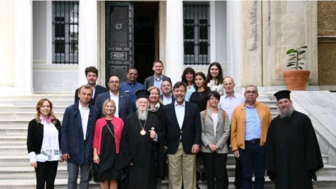 Συνάντηση του Οικουμενικού Πατριάρχη με 25 πρόξενους στη Θεολογική Σχολή της Χάλκης