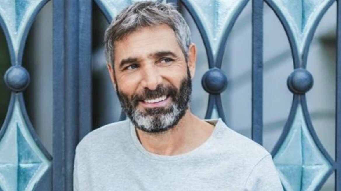 Θοδωρής Αθερίδης: Η φωτογραφία με τον εγγονό του και το σχόλιο της Σμαράγδας Καρύδη