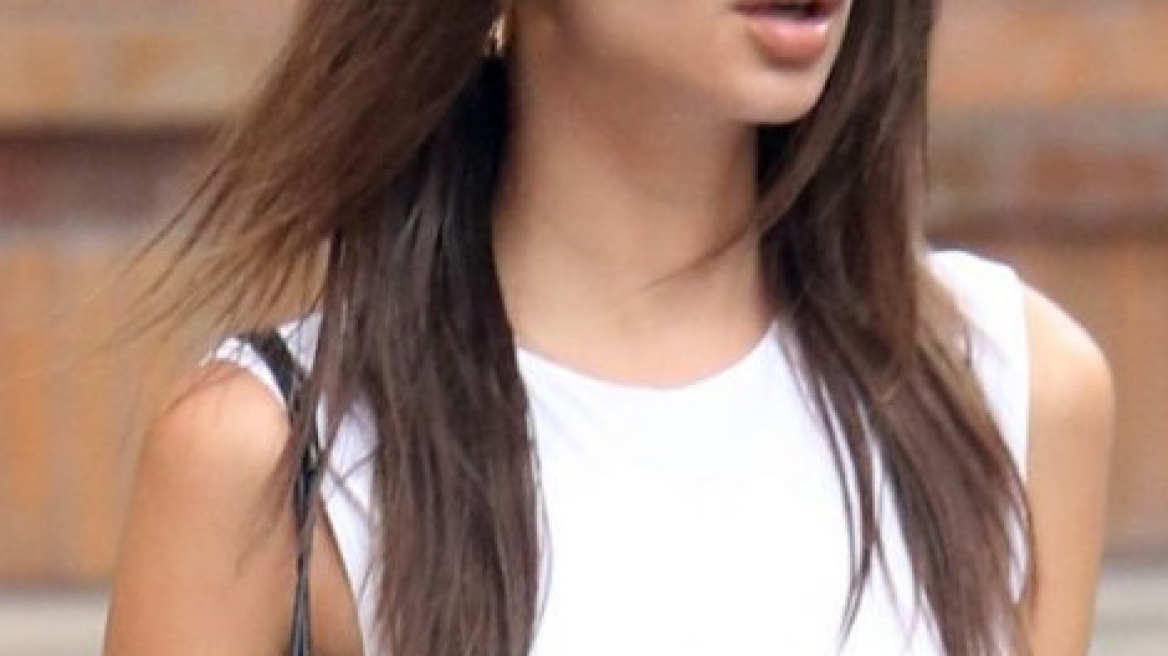 O συνδυασμός παντελονιού-παπουτσιού που επιστρέφει μετά από καιρό